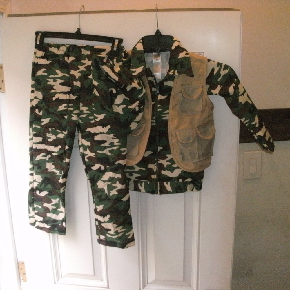 NEW 4 Piece Army Uniform Dress-up Halloween Costume CAMO JACKET PANTS VEST & HAT